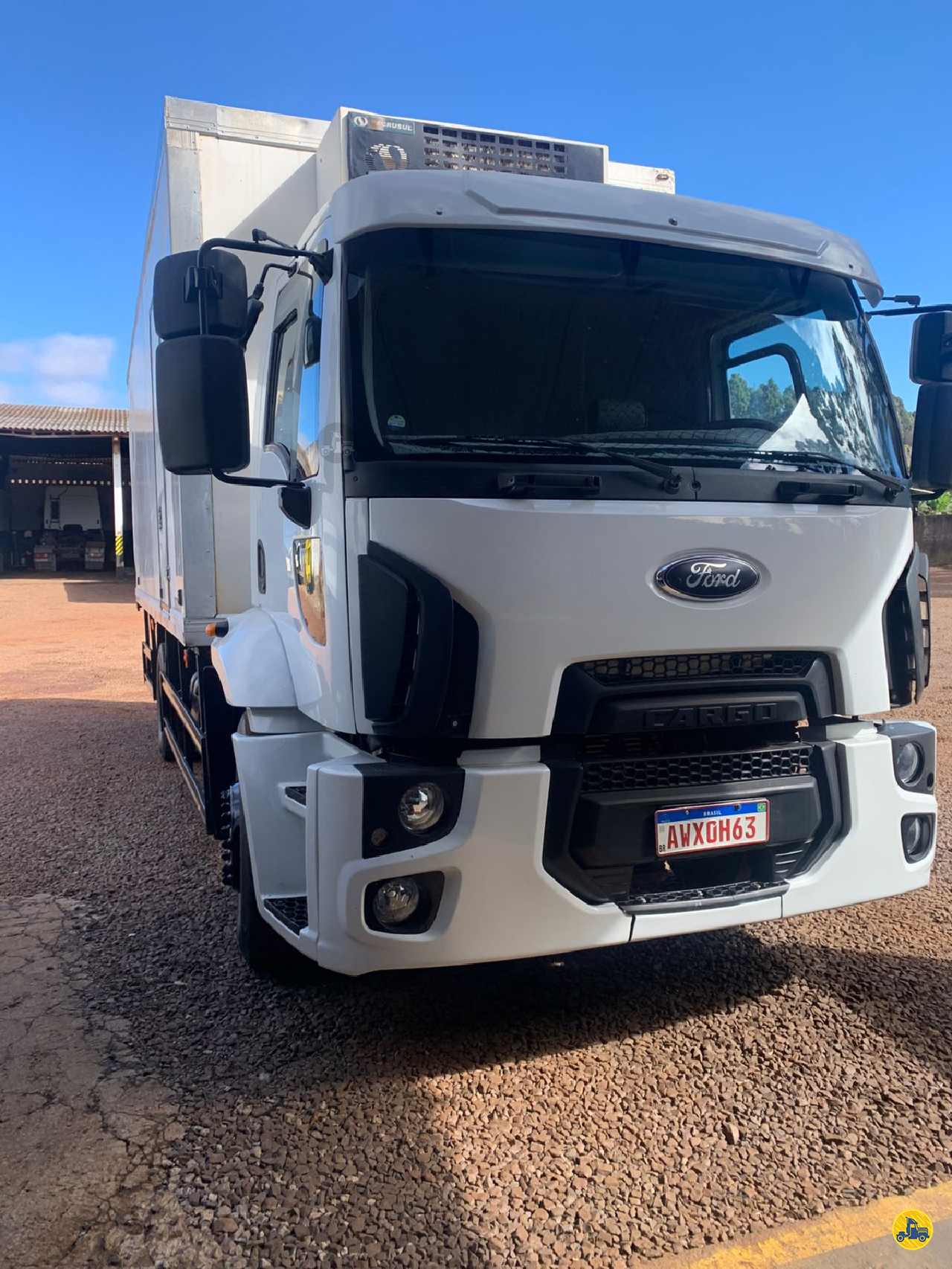 CAMINHAO FORD CARGO 1723 Baú Frigorífico Cavalo 4x2 Contato Caminhões CASCAVEL PARANÁ PR