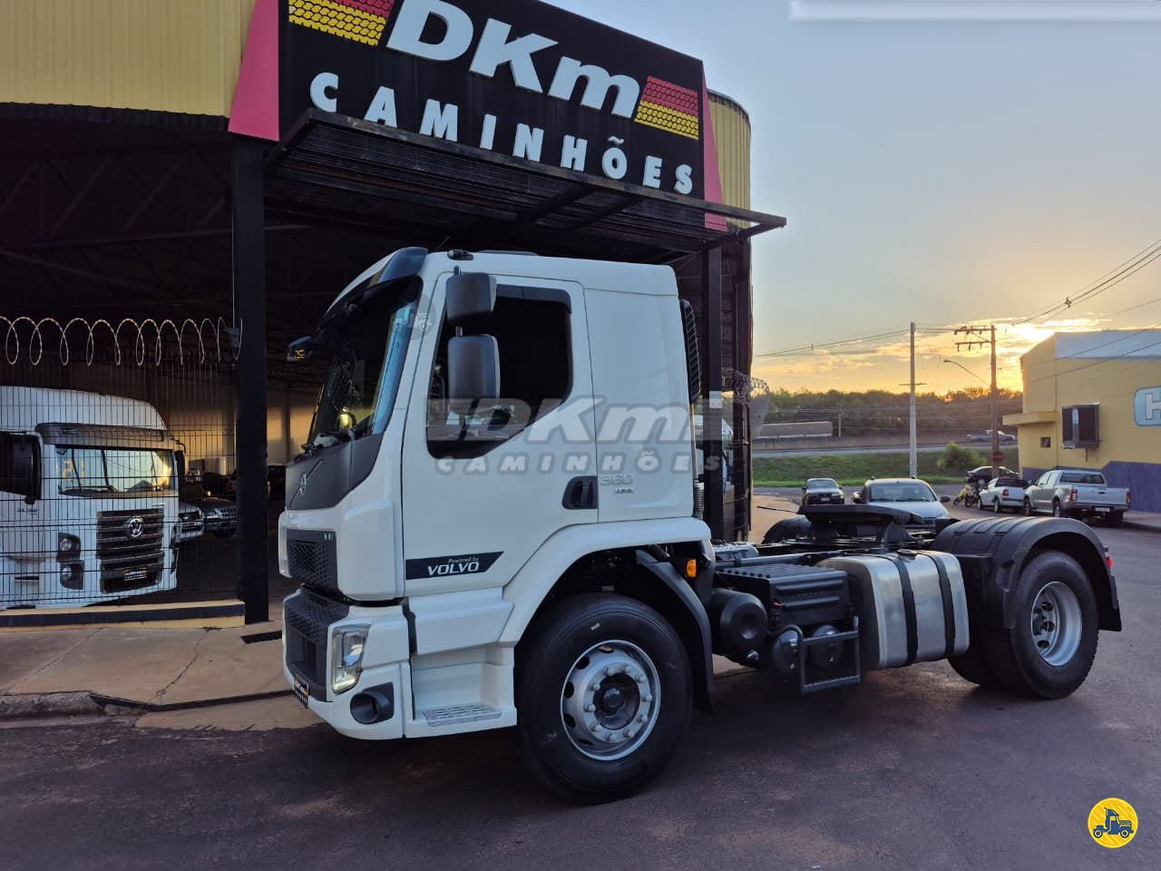 CAMINHAO VOLVO VOLVO VM 360 Cavalo Mecânico Cavalo 4x2 DKM Caminhões ARACATUBA SÃO PAULO SP