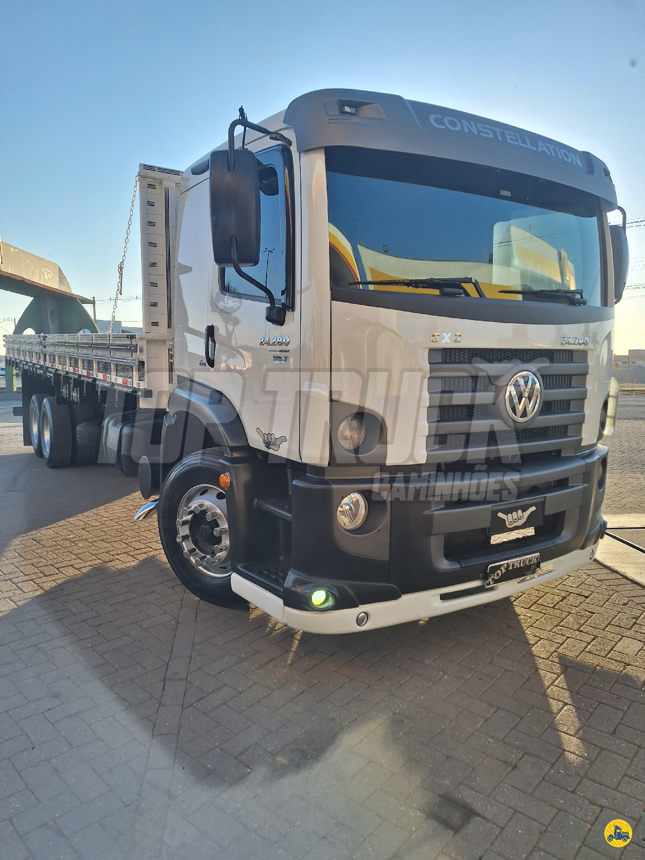 CAMINHAO VOLKSWAGEN VW 24280 Carga Seca Truck 6x2 Top Truck Caminhões RESERVA PARANÁ PR