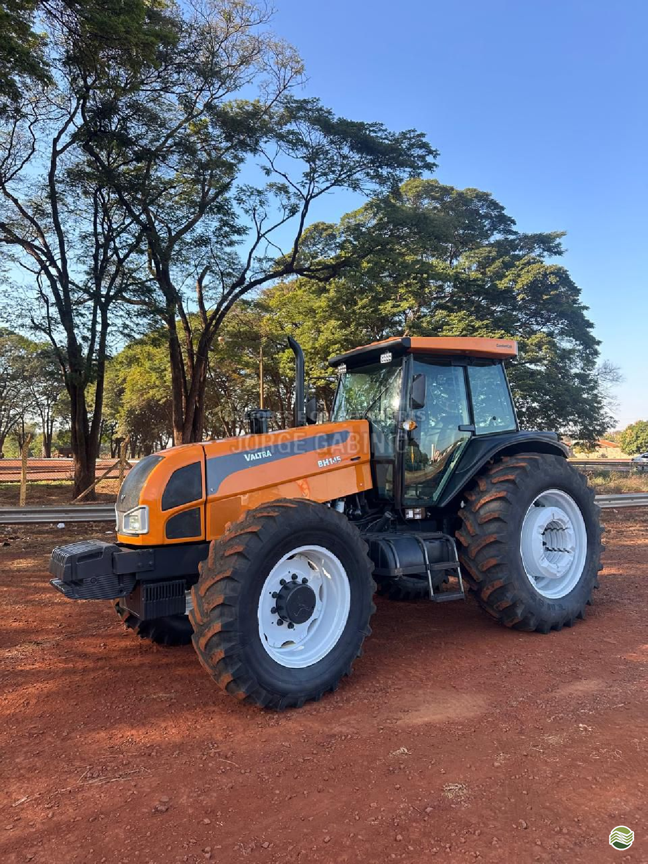TRATOR VALTRA VALTRA BH 145 Tração 4x4 Jorge Gabinio Tratores CAMPO GRANDE MATO GROSSO DO SUL MS