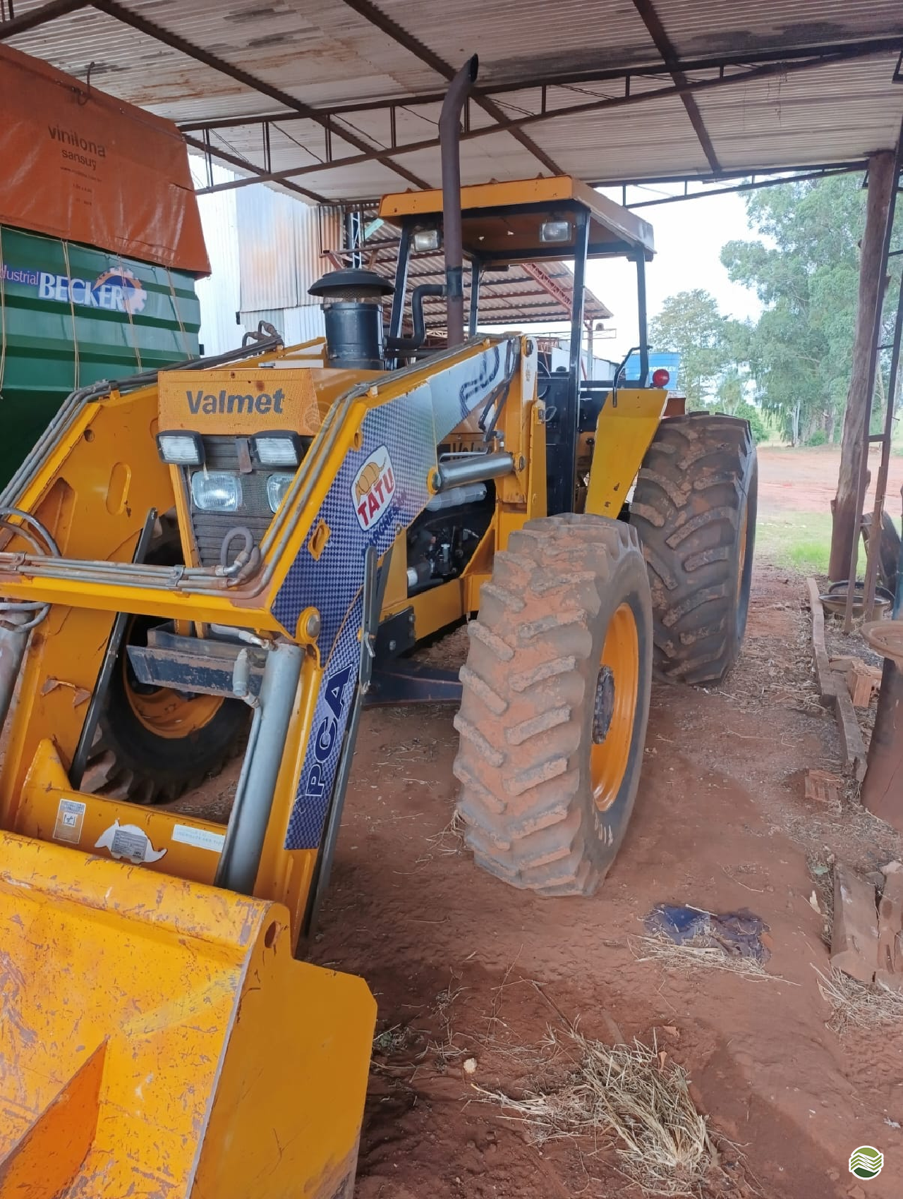 TRATOR VALMET VALMET 128