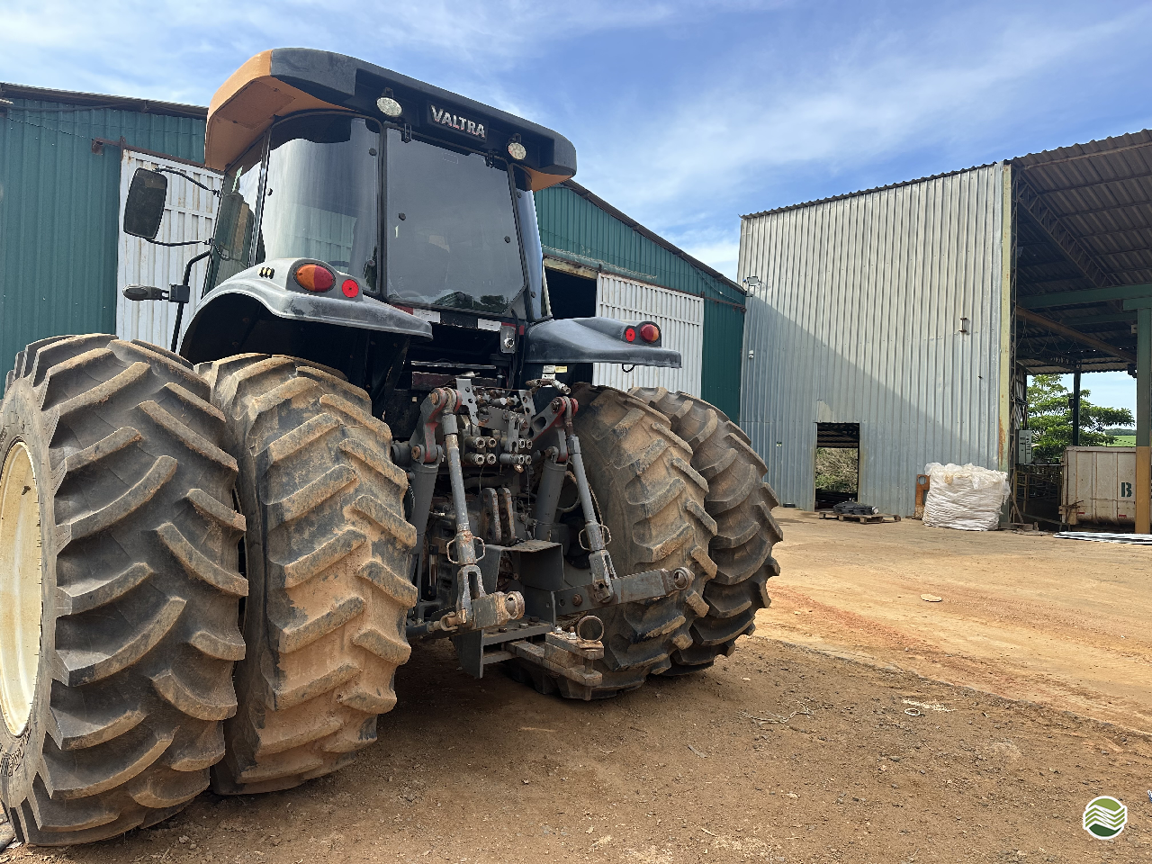 TRATOR VALTRA VALTRA BT 190 Tração 4x4 Fazenda Bergamasco - Uberaba UBERABA MINAS GERAIS MG