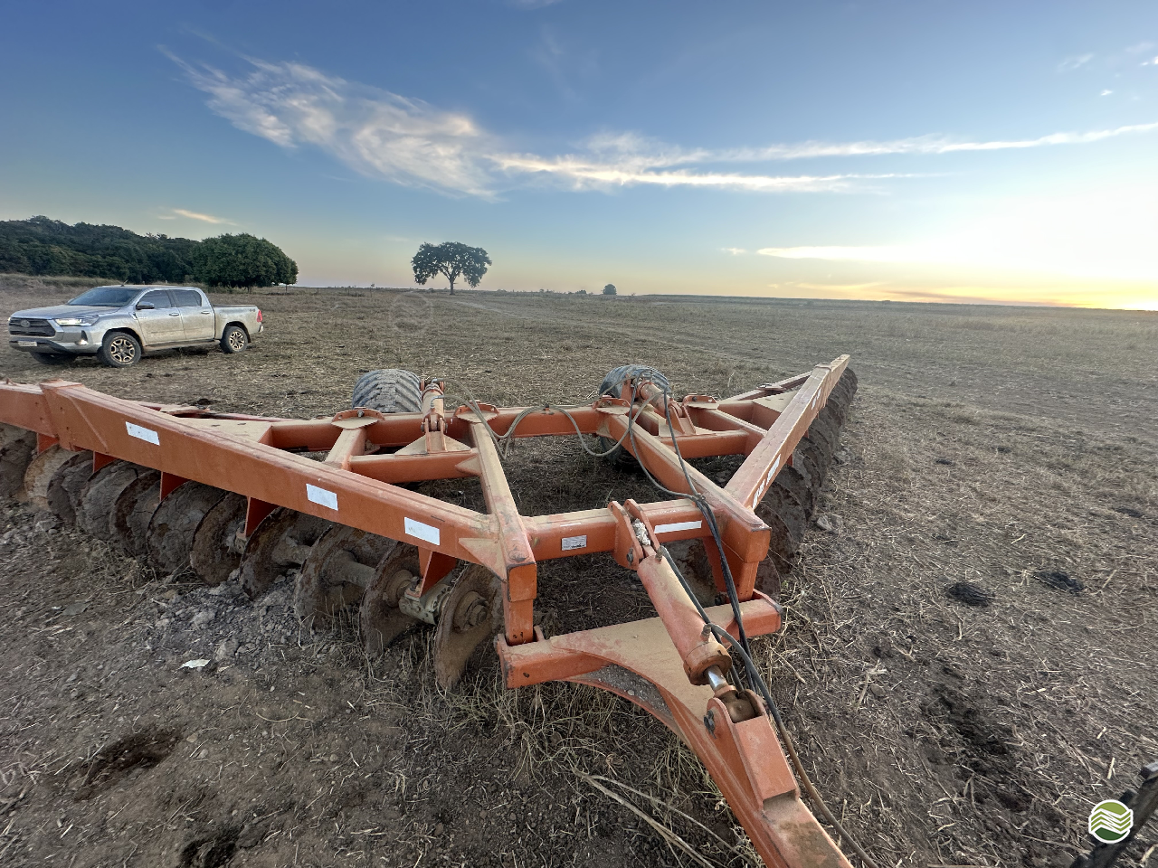 IMPLEMENTOS AGRICOLAS TERRACEADOR 40 DISCOS Fazenda Bergamasco - Uberaba UBERABA MINAS GERAIS MG