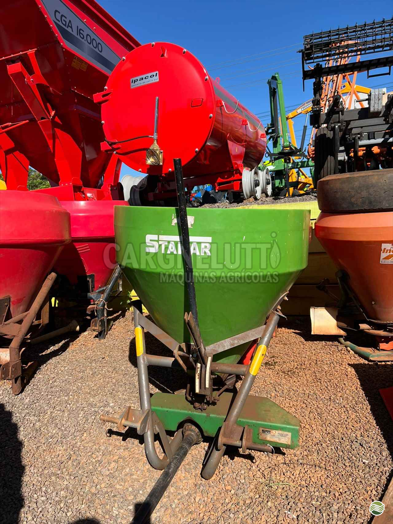 IMPLEMENTOS AGRICOLAS DISTRIBUIDOR FERTILIZANTES DISCO Cargnelutti Máquinas Agrícolas IJUI RIO GRANDE DO SUL RS