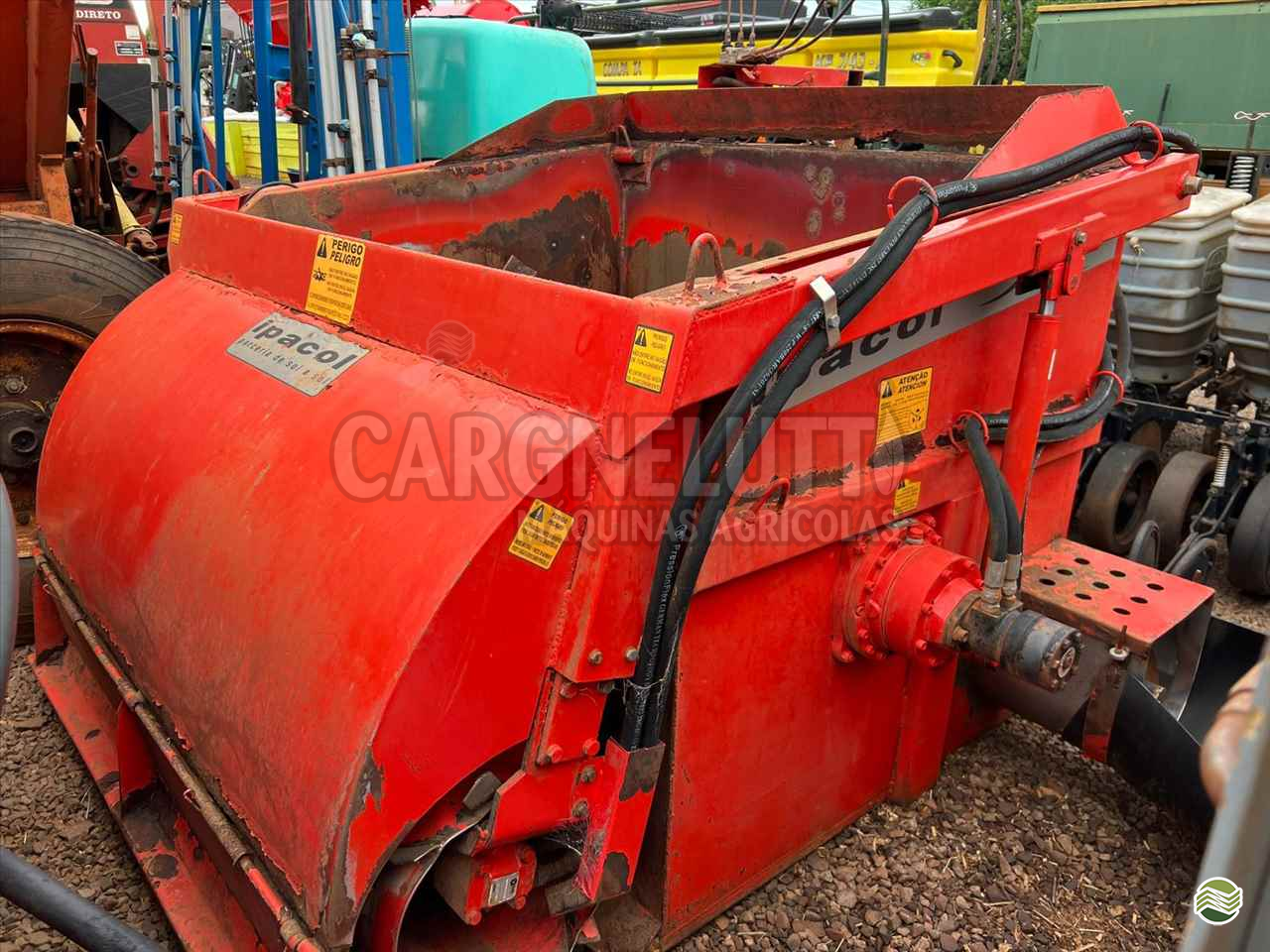 IMPLEMENTOS AGRICOLAS DESENSILADEIRA DESENSILADEIRA Cargnelutti Máquinas Agrícolas IJUI RIO GRANDE DO SUL RS