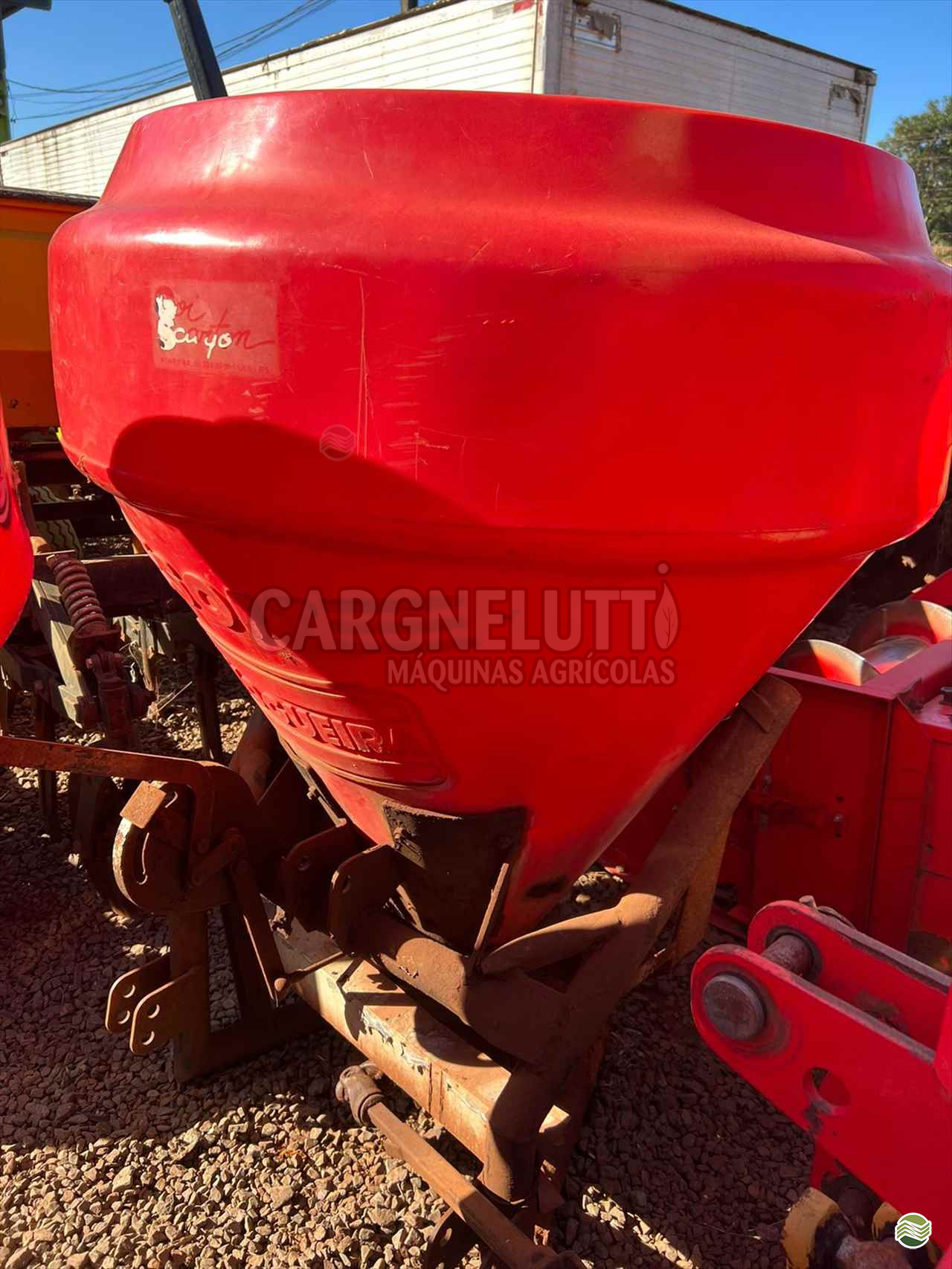 FERTILIZANTES DISCO de Cargnelutti Máquinas Agrícolas
