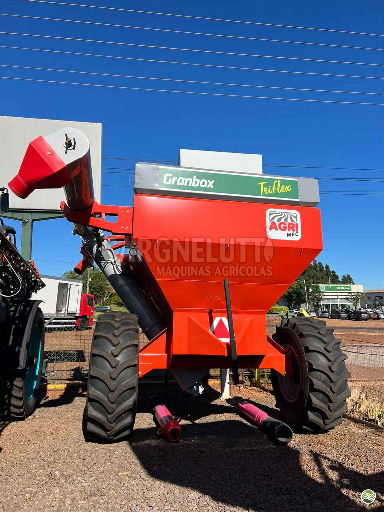 IMPLEMENTOS AGRICOLAS CARRETA AGRÍCOLA CARRETA BASCULANTE Cargnelutti Máquinas Agrícolas IJUI RIO GRANDE DO SUL RS
