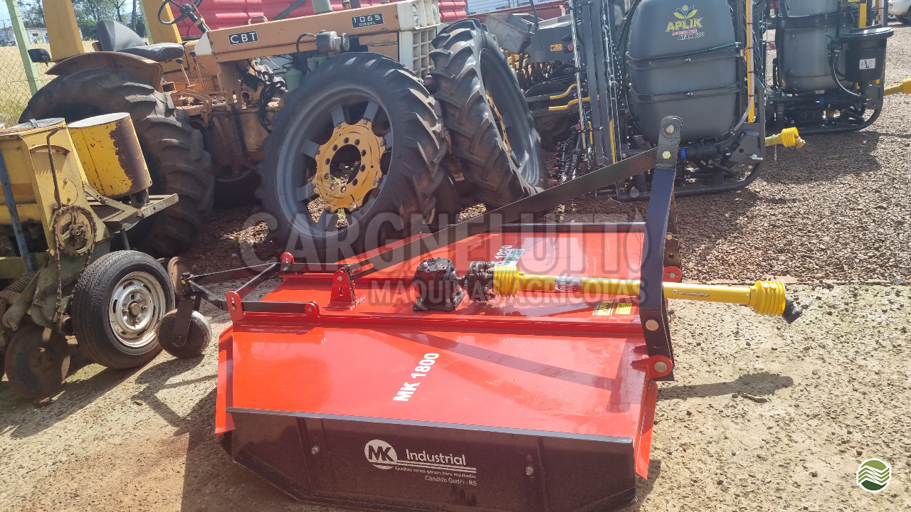 IMPLEMENTOS AGRICOLAS ROCADEIRA ROCADEIRA HIDRÁULICA Cargnelutti Máquinas Agrícolas IJUI RIO GRANDE DO SUL RS