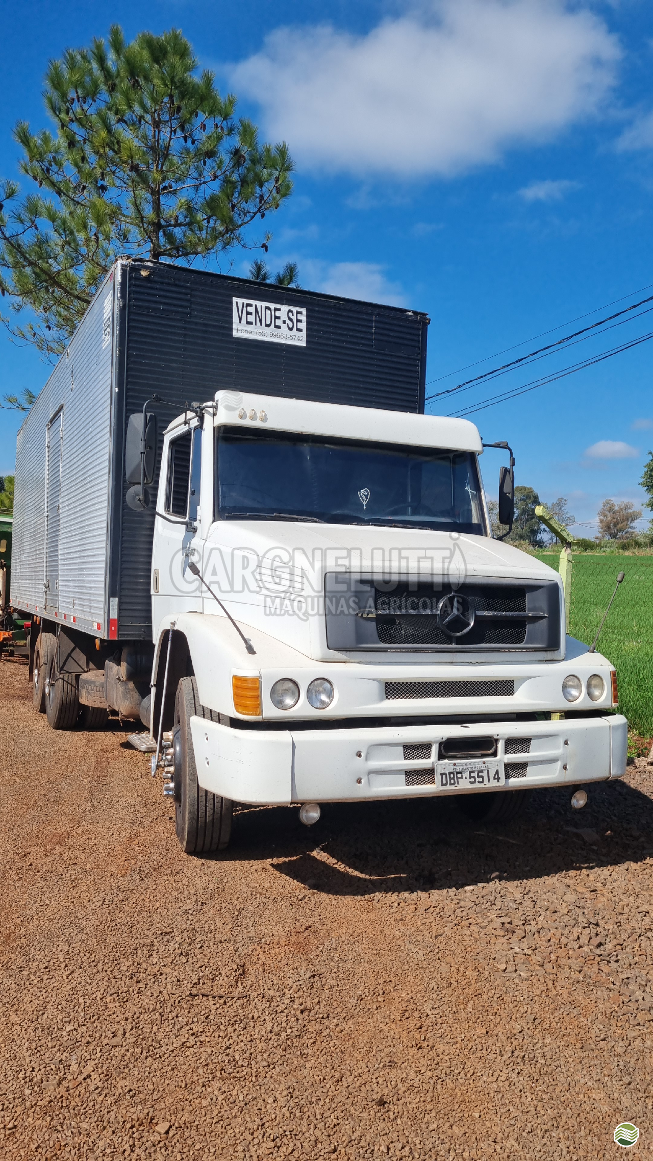 CAMINHAO MERCEDES-BENZ MB 1218 Baú Furgão Truck 6x2 Cargnelutti Máquinas Agrícolas IJUI RIO GRANDE DO SUL RS