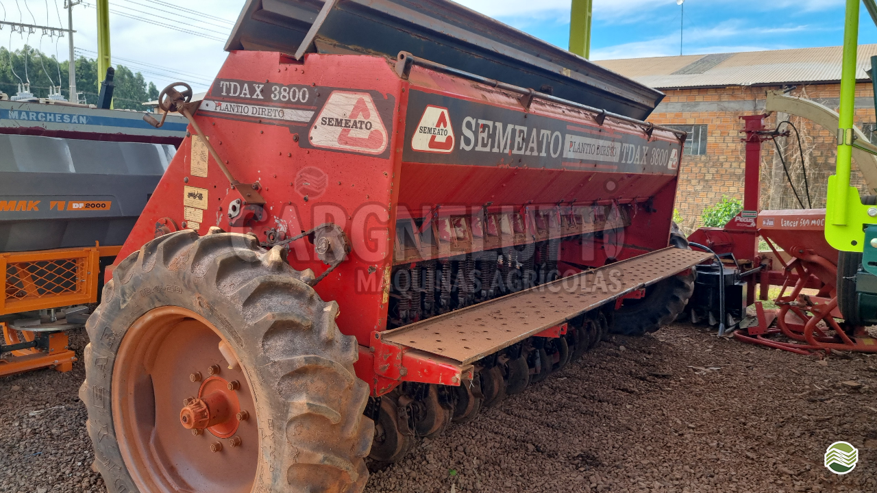 IMPLEMENTOS AGRICOLAS PLANTADEIRA PLANTADEIRA DE GRÃOS Cargnelutti Máquinas Agrícolas IJUI RIO GRANDE DO SUL RS