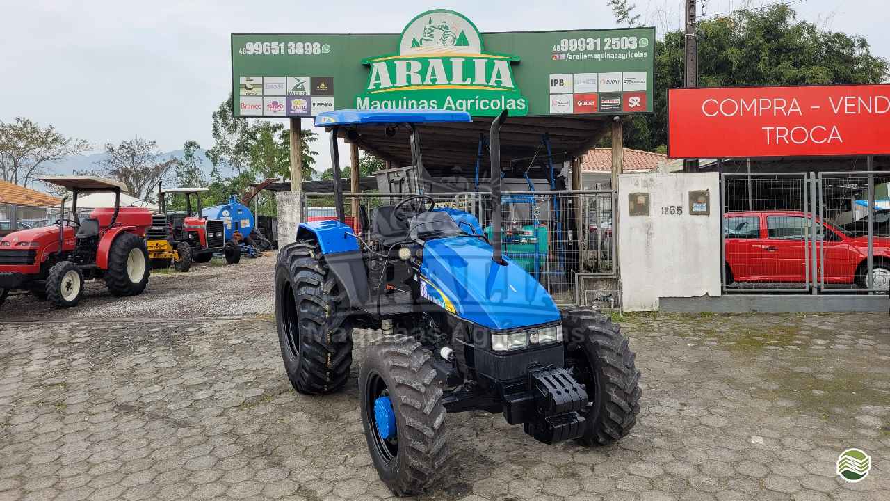 TRATOR NEW HOLLAND NEW TL 75 Tração 4x4 Aralia Máquinas Agricolas SANTO AMARO DA IMPERATRIZ SANTA CATARINA SC