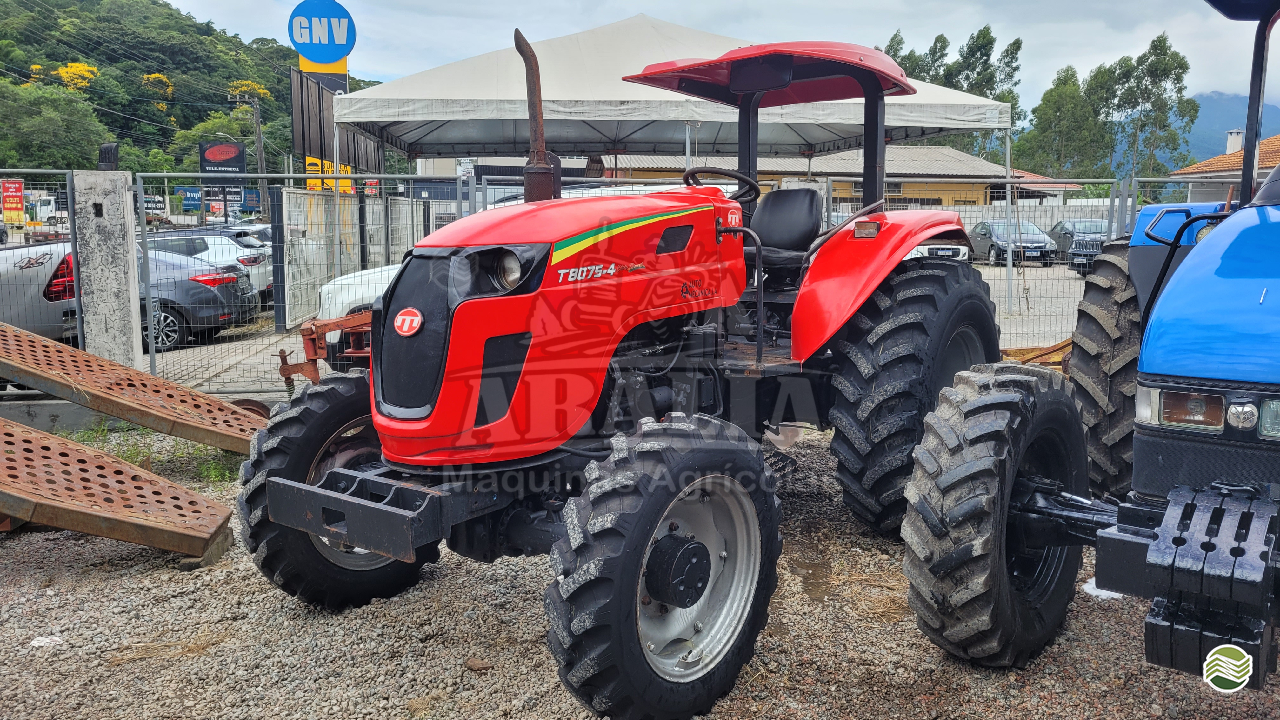 TRATOR TRAMONTINI T8075-4 Tração 4x4 Aralia Máquinas Agricolas SANTO AMARO DA IMPERATRIZ SANTA CATARINA SC