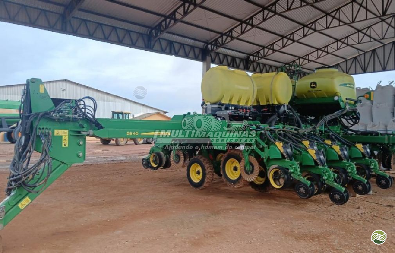 PLANTADEIRA JOHN DEERE PLANTADEIRAS DB24 JMulti Máquinas ITARUMA GOIAS GO