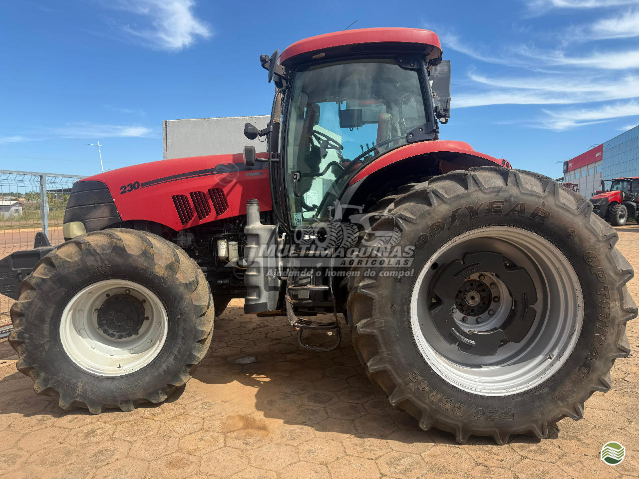 TRATOR CASE PUMA 230 Tração 4x4 JMulti Máquinas ITARUMA GOIAS GO