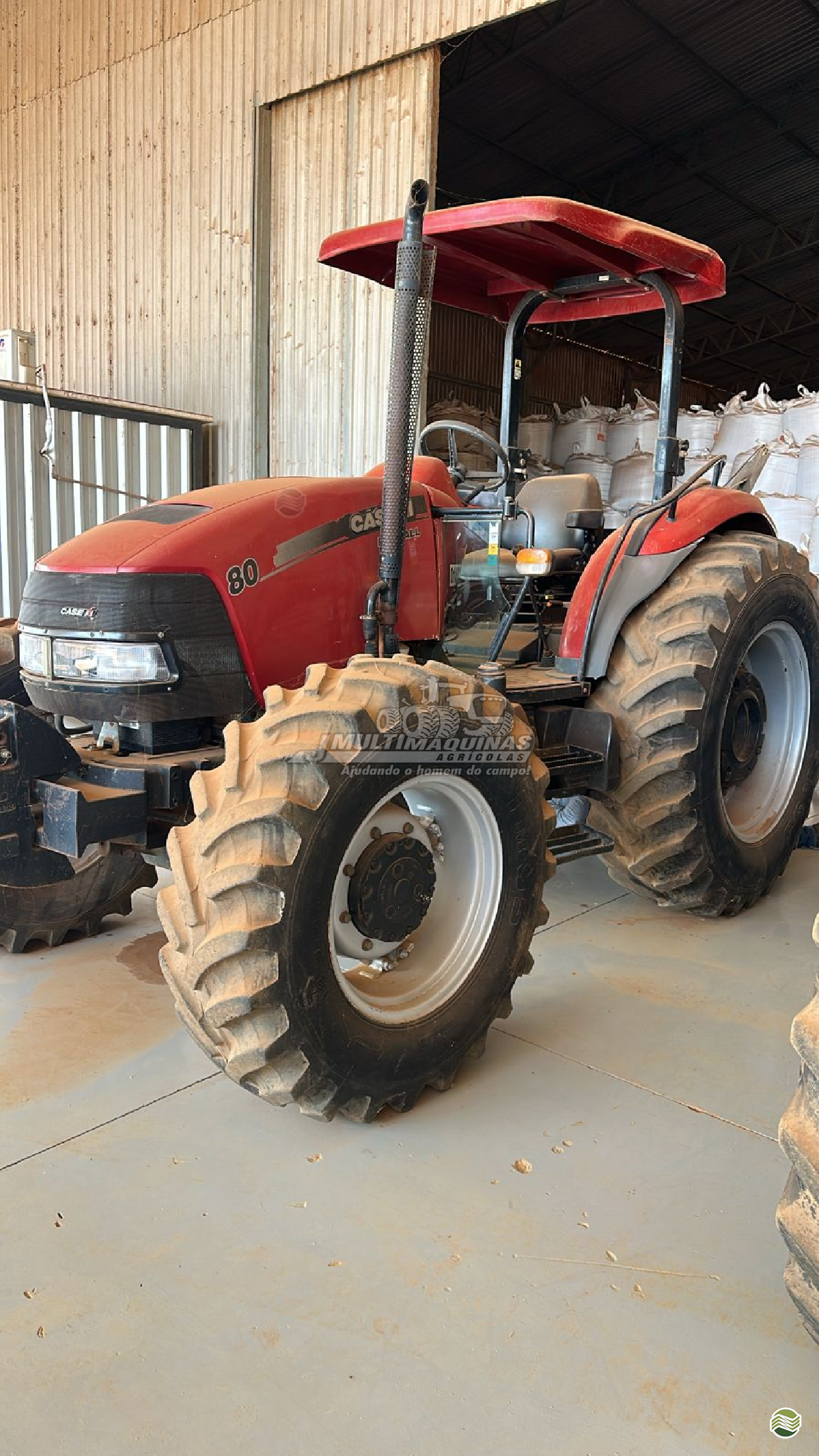 TRATOR CASE CASE Farmall 80 Tração 4x4 JMulti Máquinas ITARUMA GOIAS GO