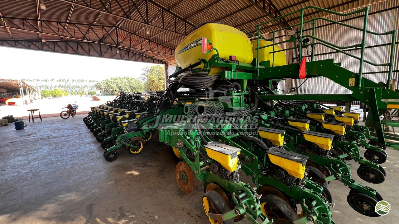 PLANTADEIRA JOHN DEERE PLANTADEIRAS DB74 JMulti Máquinas ITARUMA GOIAS GO