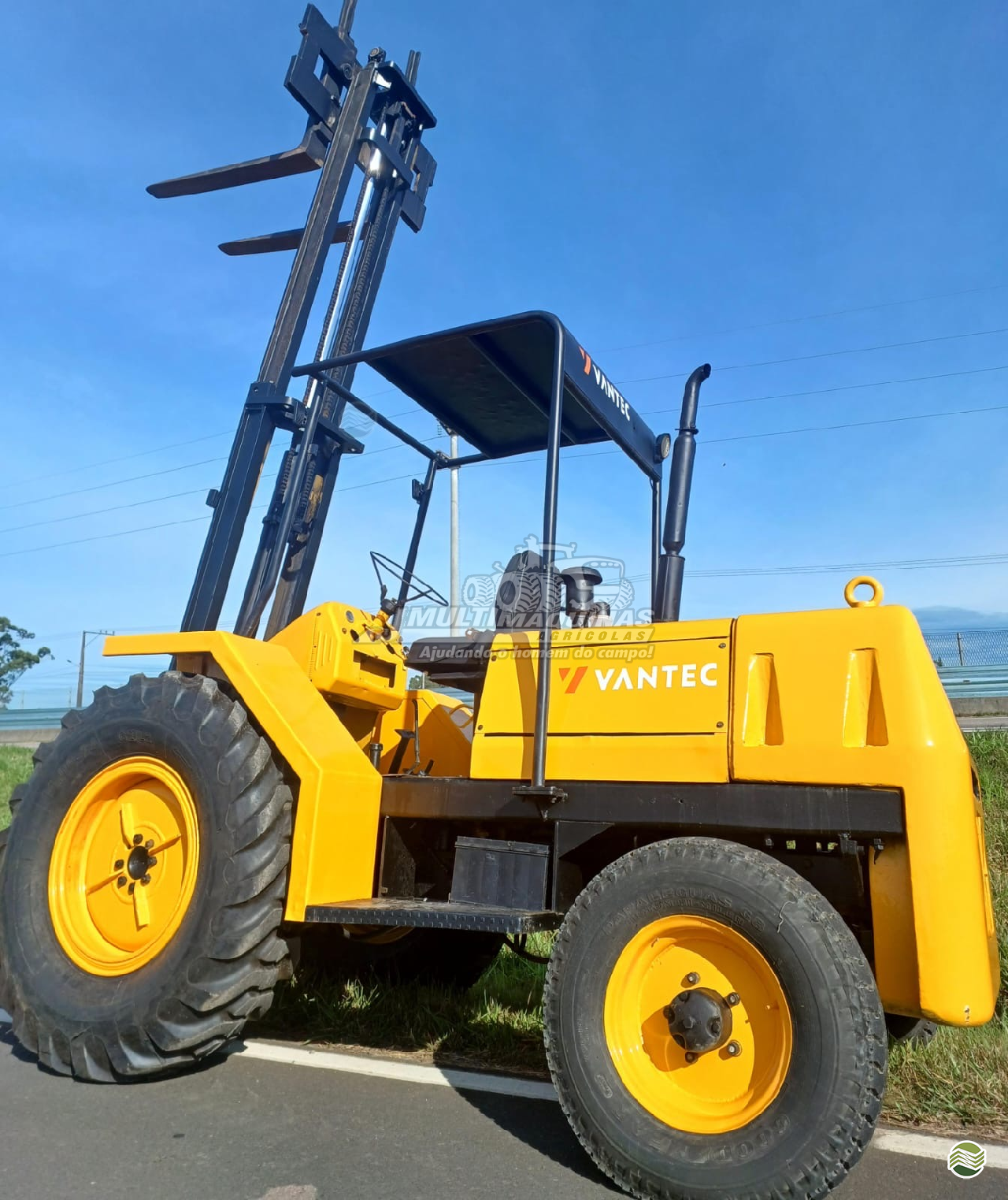 EMPILHADEIRA VANTEC 85  JMulti Máquinas ITARUMA GOIAS GO