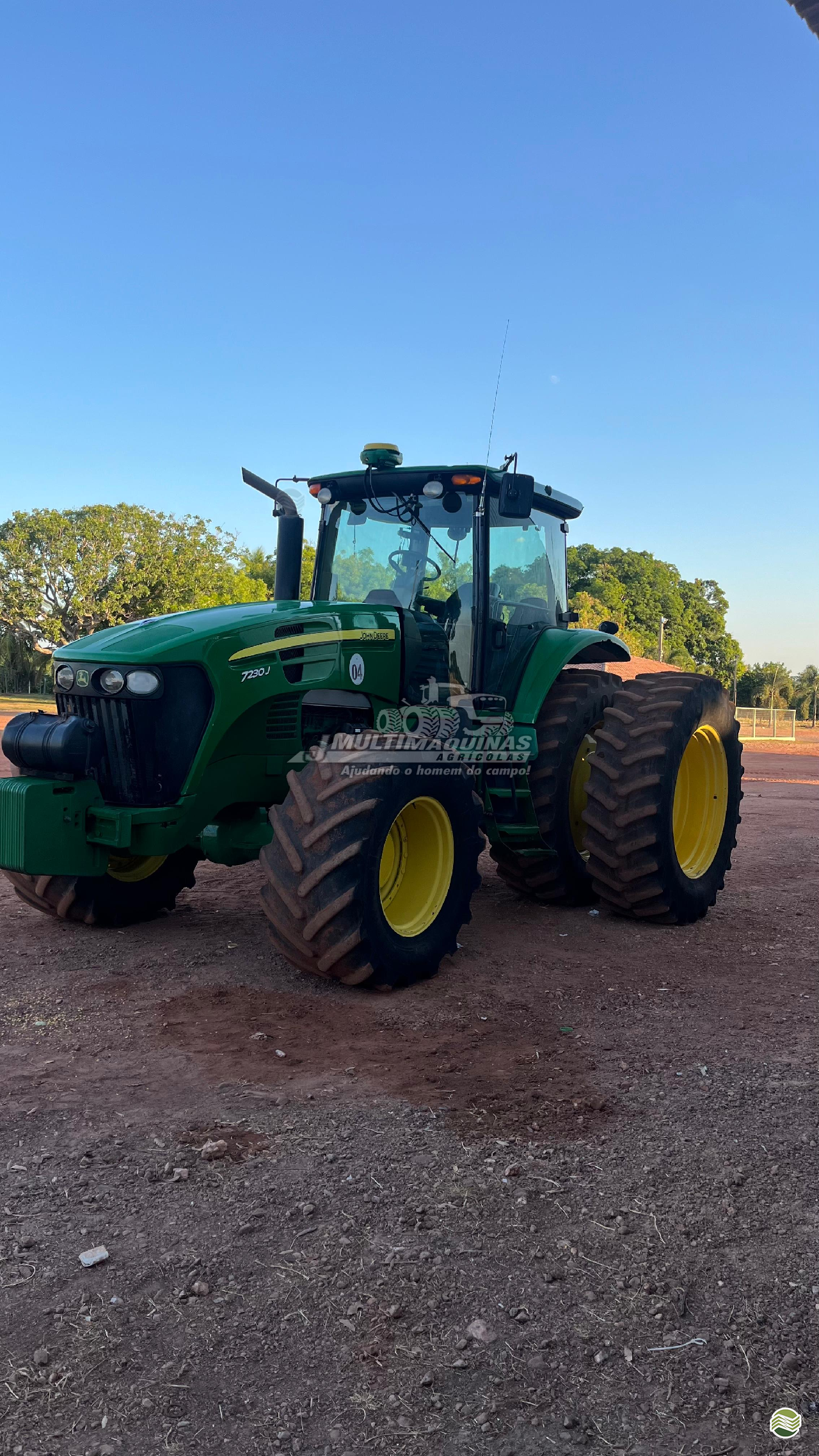 TRATOR JOHN DEERE JOHN DEERE 7230J Tração 4x4 JMulti Máquinas ITARUMA GOIAS GO