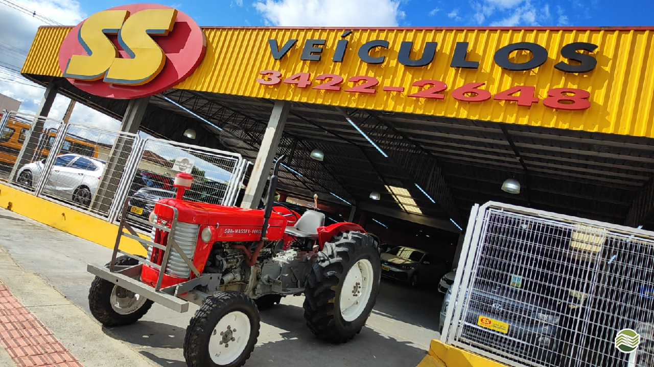 TRATOR MASSEY FERGUSON MF 50 Tração 4x2 SS Veículos IRATI PARANÁ PR