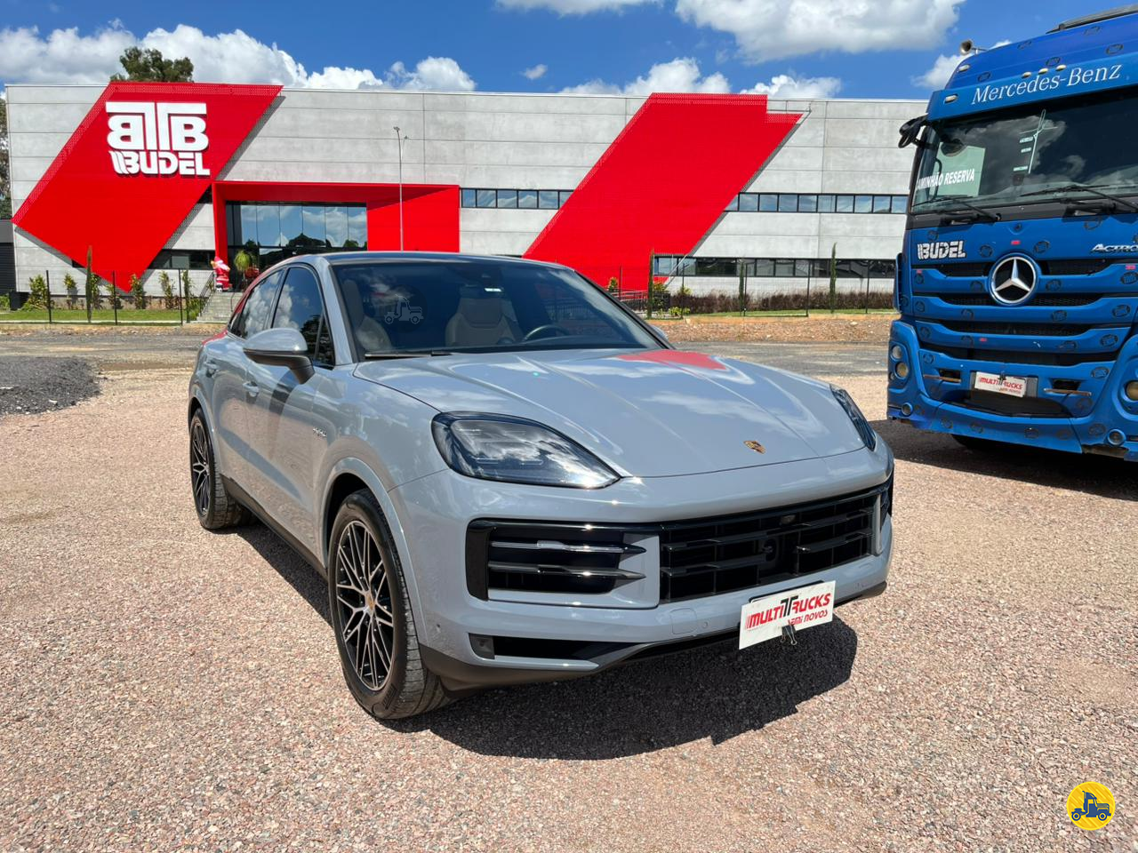 CARRO PORSCHE Cayenne 3.0 Turbo Multitrucks Seminovos SAO JOSE DOS PINHAIS PARANÁ PR