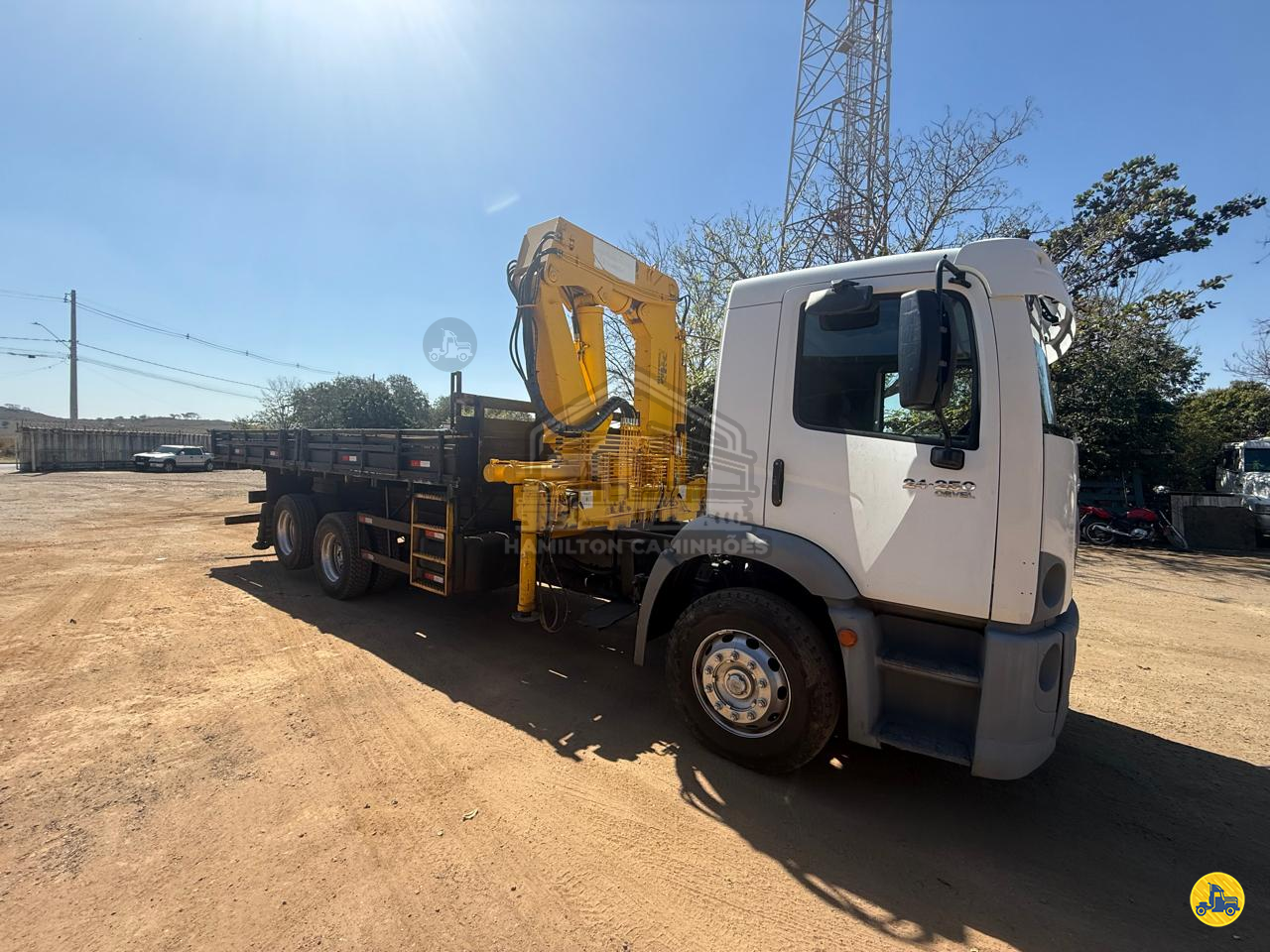 CAMINHAO VOLKSWAGEN VW 24250 Munck Cavalo 6x2 Hamilton Caminhões LIMEIRA SÃO PAULO SP