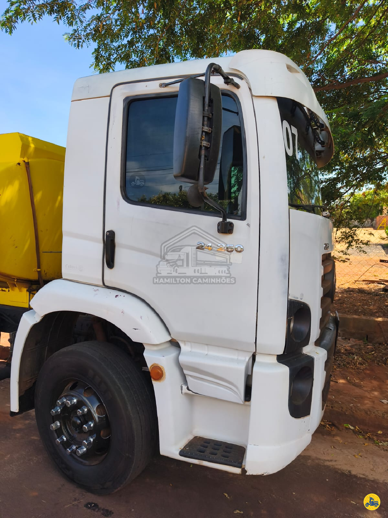 CAMINHAO VOLKSWAGEN VW 24250 Chassis Cavalo 6x2 Hamilton Caminhões LIMEIRA SÃO PAULO SP