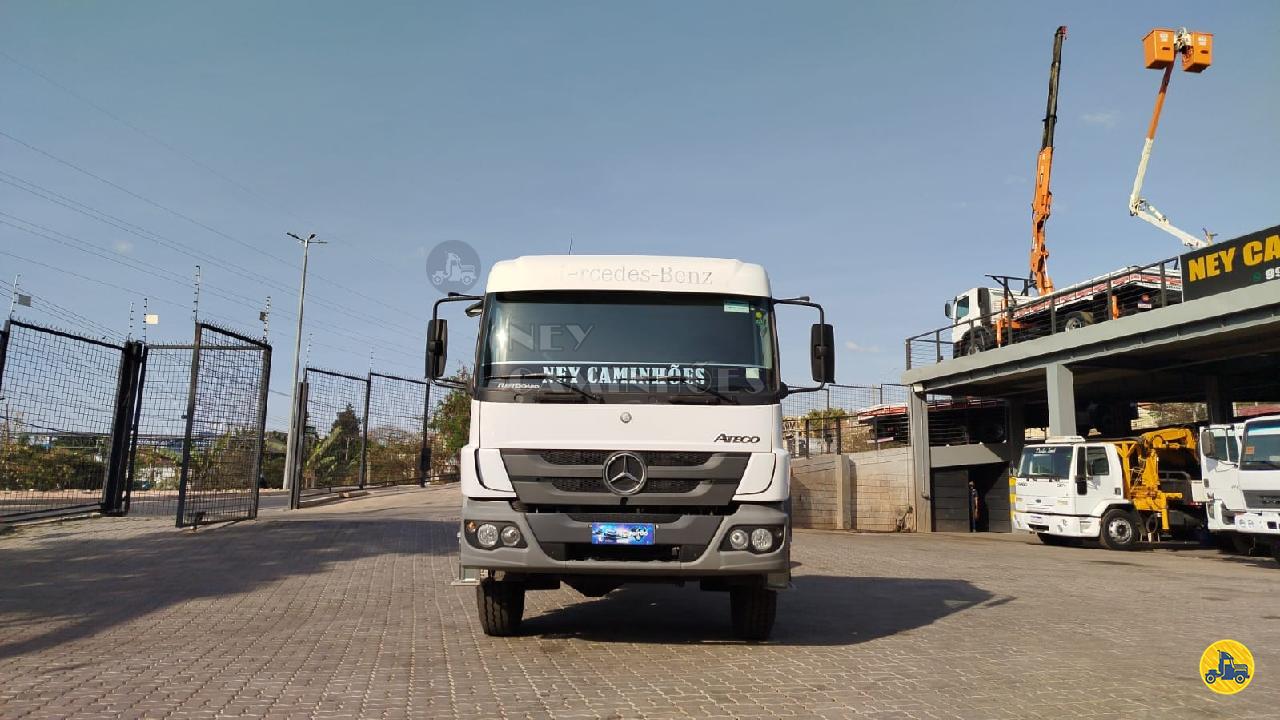 CAMINHAO MERCEDES-BENZ MB 1726 Chassis Toco 4x4 Ney Caminhões CONTAGEM MINAS GERAIS MG