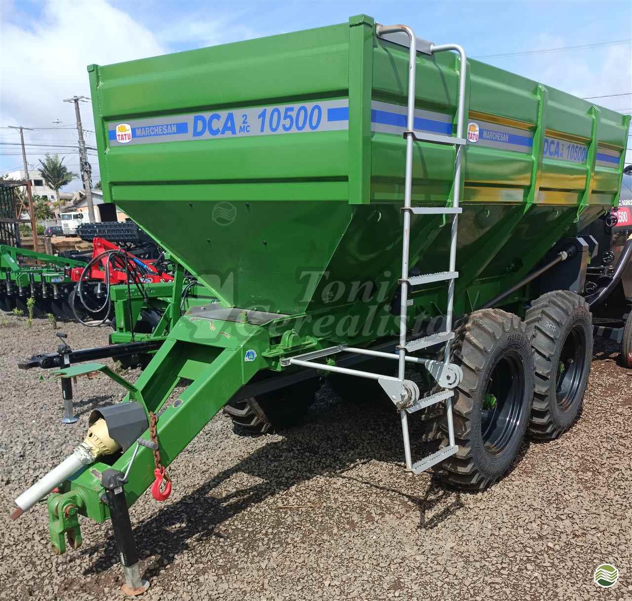 IMPLEMENTOS AGRICOLAS DISTRIBUIDOR CALCÁRIO 10500 Kg Toni Cerealista - Landini IRINEOPOLIS SANTA CATARINA SC