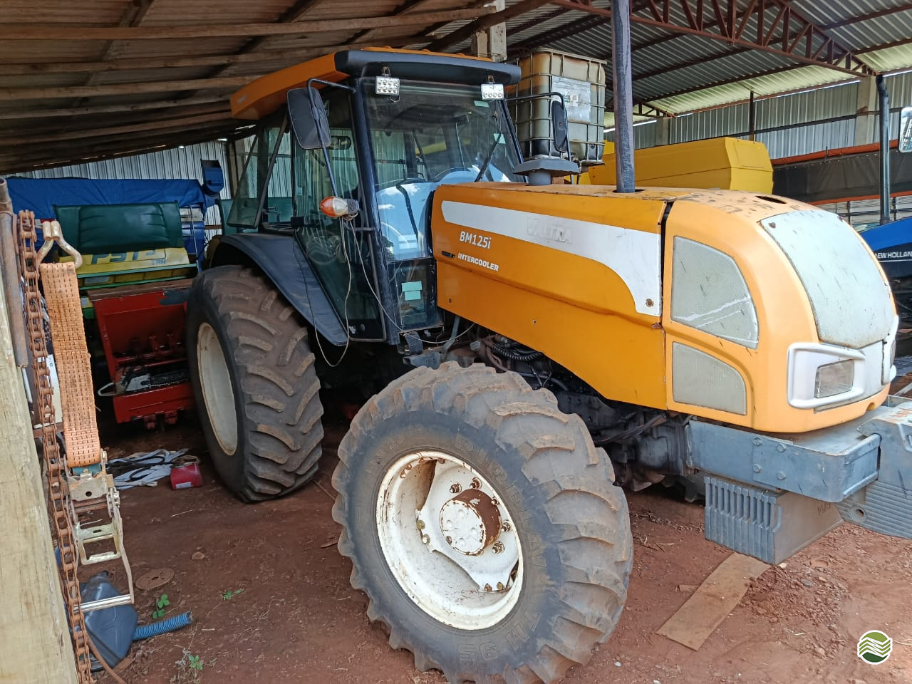 TRATOR VALTRA VALTRA BM 125 Tração 4x4 Agro Oliveira Máquinas IRETAMA PARANÁ PR