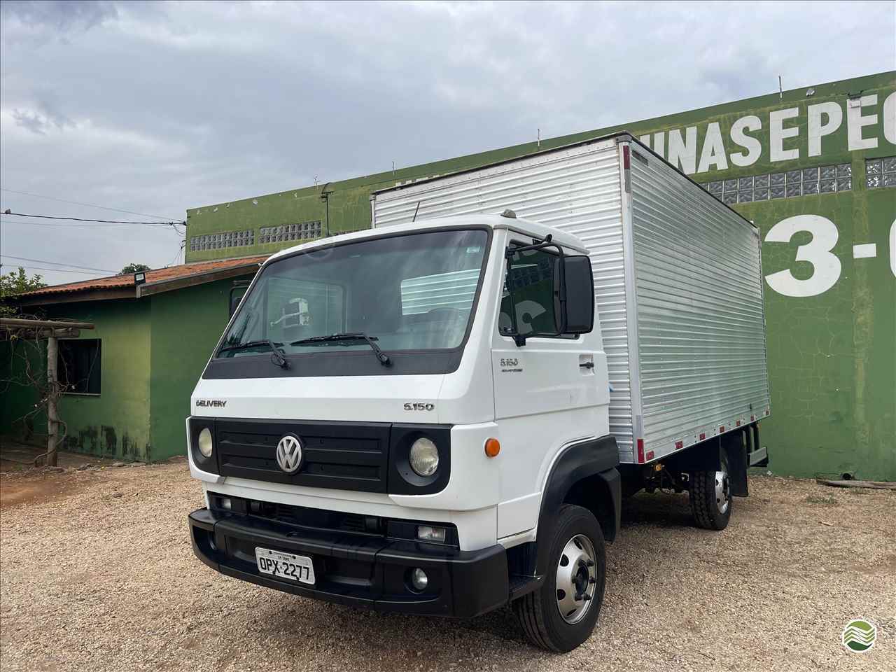 CAMINHAO VOLKSWAGEN VW 5150 Baú Furgão 3/4 4x2 RT Máquinas e Peças Agrícolas LEME SÃO PAULO SP