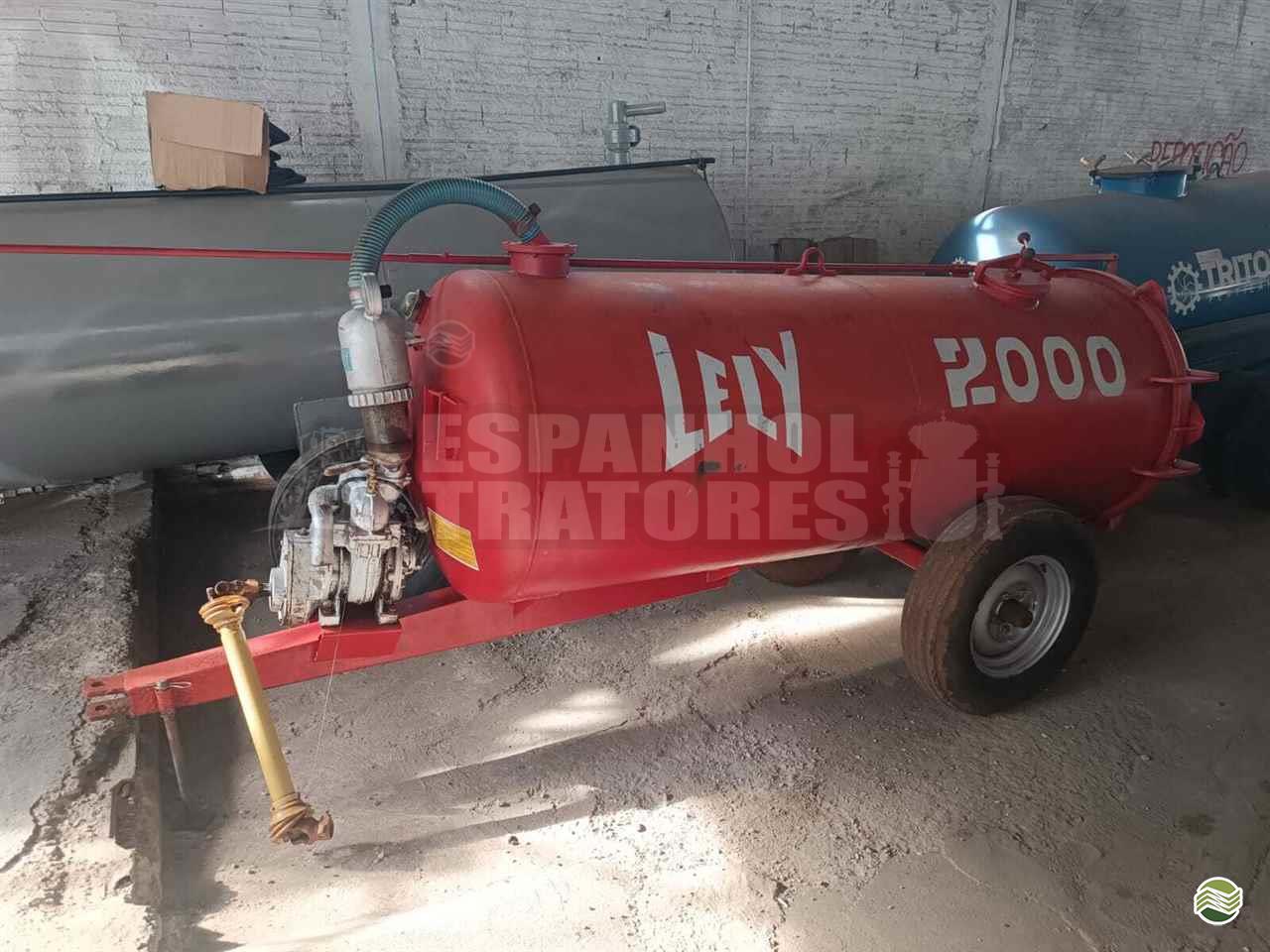 IMPLEMENTOS AGRICOLAS DISTRIBUIDOR ADUBO ORGÂNICO LÍQUIDO