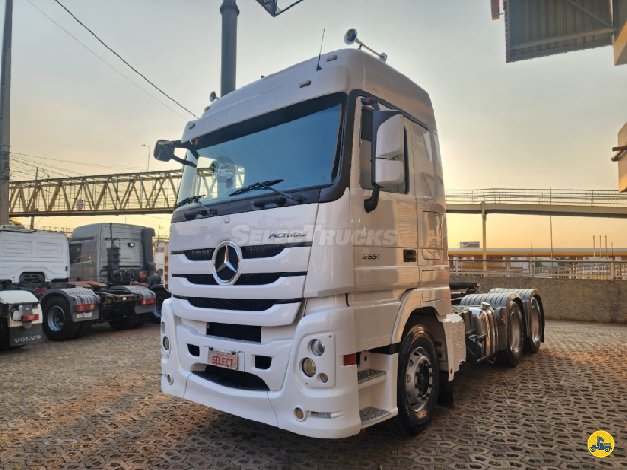 CAMINHAO MERCEDES-BENZ MB 2651 Cavalo Mecânico Cavalo 6x4 SelecTrucks - Betim MG BETIM MINAS GERAIS MG