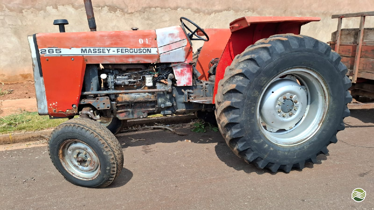TRATOR MASSEY FERGUSON MF 265 Tração 4x2 Viamaq Tratores e Peças CAMPO GRANDE MATO GROSSO DO SUL MS