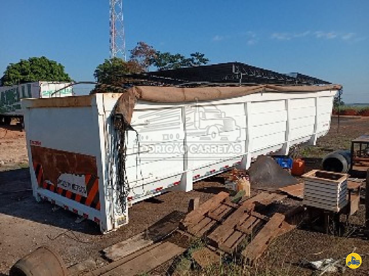 CARRETA SEMI-REBOQUE BASCULANTE Rodrigão Carretas OLIMPIA SÃO PAULO SP