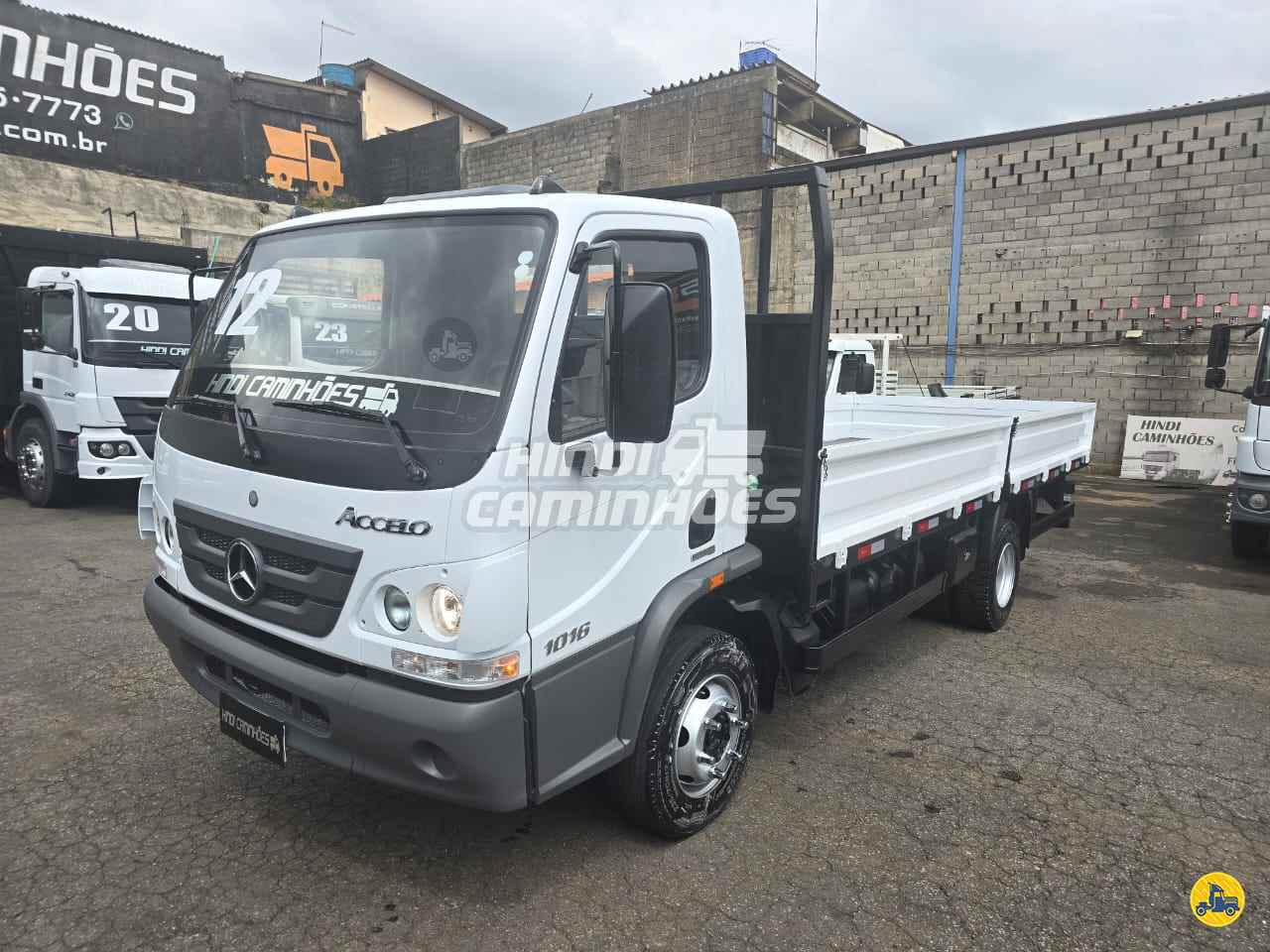 CAMINHAO MERCEDES-BENZ MB 1016 Carga Seca 3/4 4x2 Hindi Caminhões CONTAGEM MINAS GERAIS MG