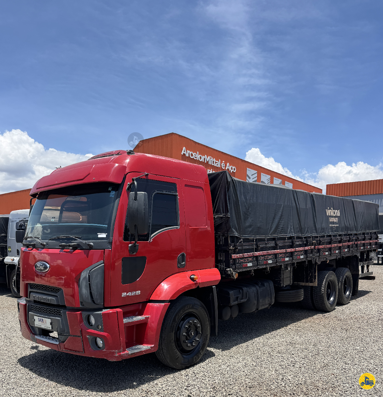 CAMINHAO FORD CARGO 2428 Graneleiro Truck 6x2 SKR Caminhões e Carretas LONDRINA PARANÁ PR