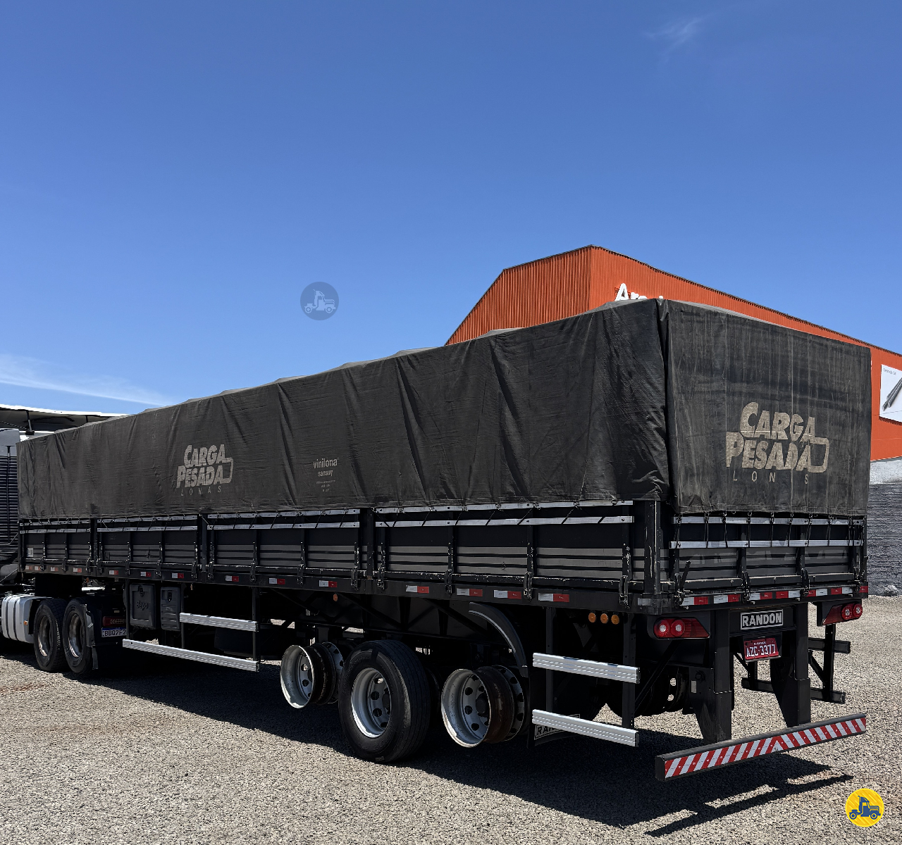 CARRETA SEMI-REBOQUE GRANELEIRO SKR Caminhões e Carretas LONDRINA PARANÁ PR