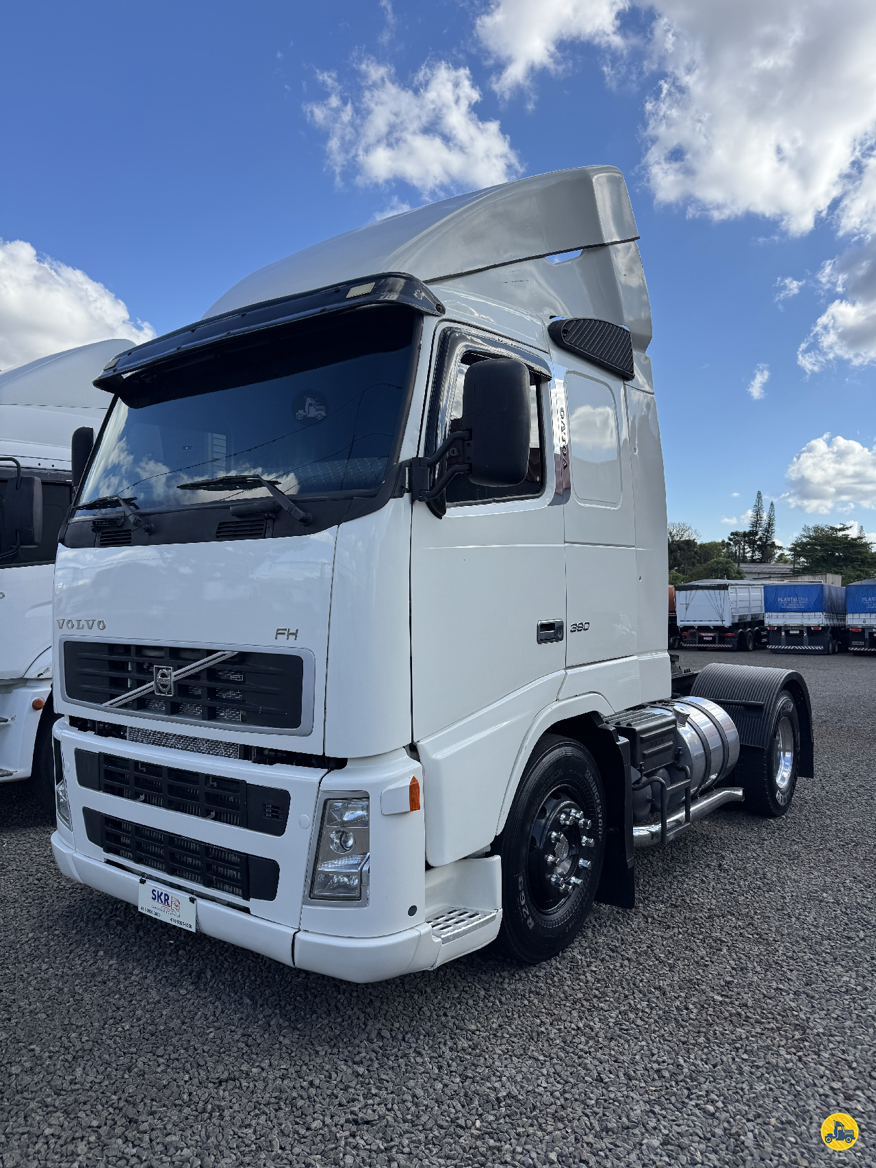CAMINHAO VOLVO VOLVO FH12 380 Cavalo Mecânico Cavalo 4x2 SKR Caminhões e Carretas LONDRINA PARANÁ PR