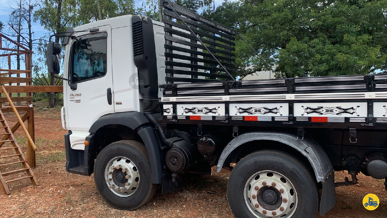 CAMINHAO VOLKSWAGEN VW 24280 Carga Seca BiTruck 8x2 SKR Caminhões e Carretas LONDRINA PARANÁ PR