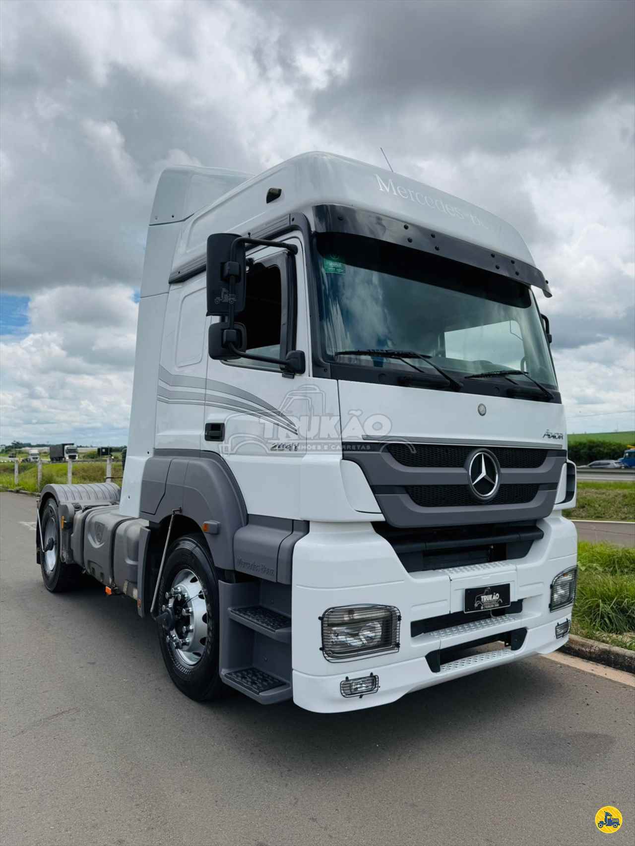 CAMINHAO MERCEDES-BENZ MB 2041 Cavalo Mecânico Cavalo 4x2 Trukão Caminhões MOGI-MIRIM SÃO PAULO SP