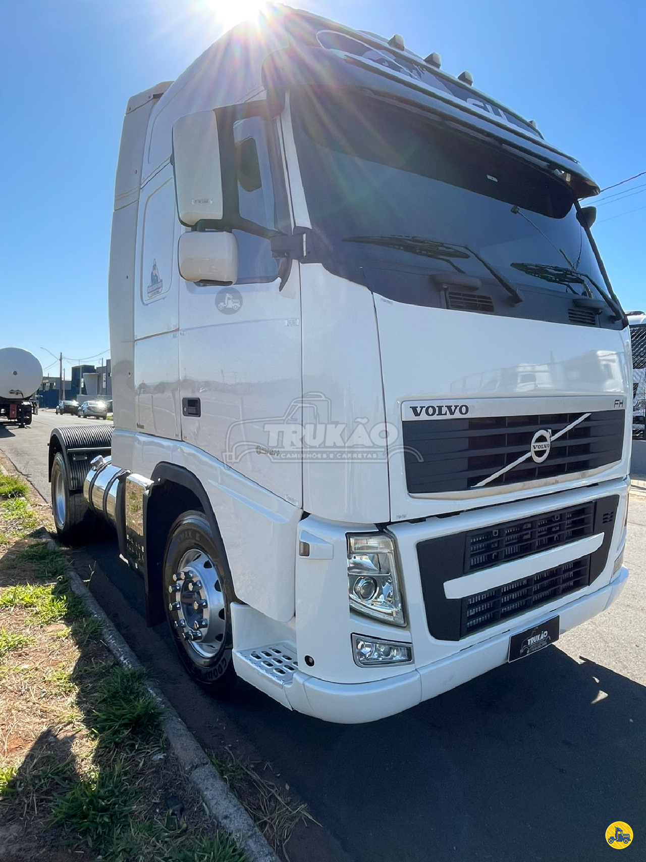 CAMINHAO VOLVO VOLVO FH 460 Cavalo Mecânico Cavalo 4x2 Trukão Caminhões MOGI-MIRIM SÃO PAULO SP