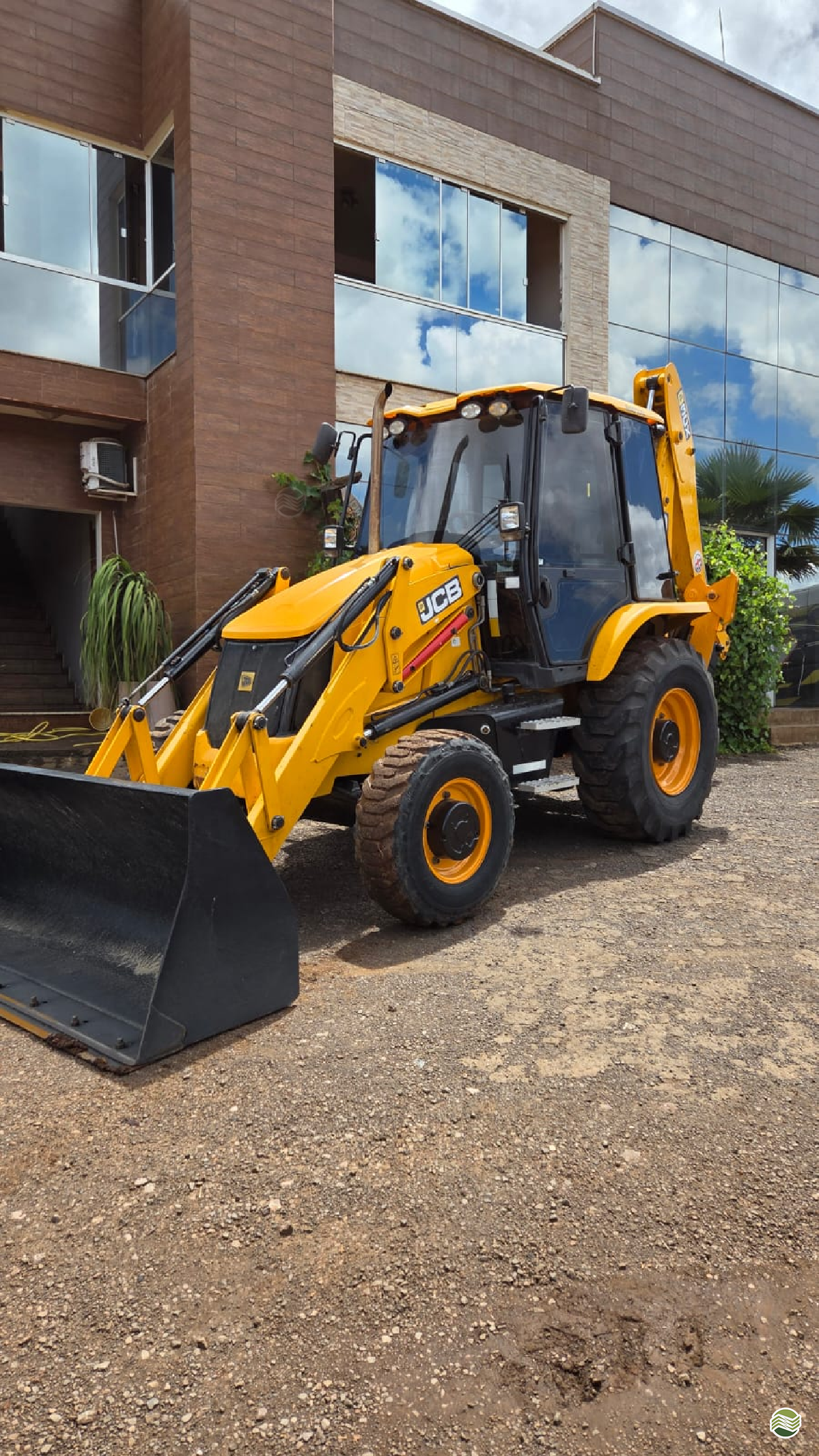RETRO ESCAVADEIRA JCB 3CX Tração 4x4 Patrolão Máquinas MARAVILHA SANTA CATARINA SC