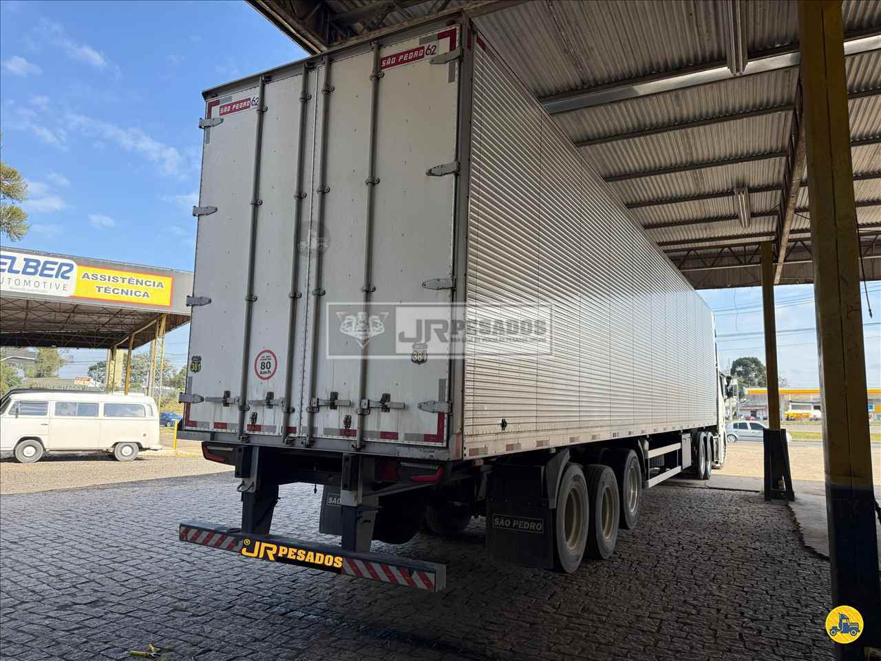 CARRETA SEMI-REBOQUE BAU FURGÃO JR Pesados CURITIBA PARANÁ PR
