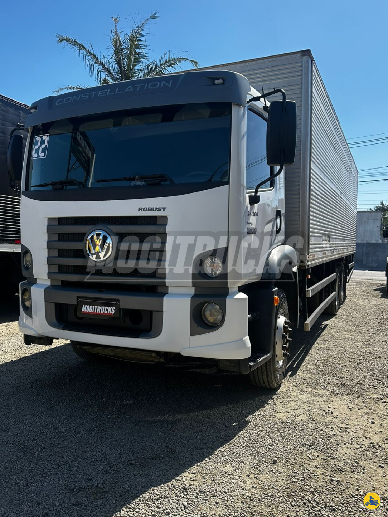 CAMINHAO VOLKSWAGEN VW 24260 Baú Furgão Cavalo 6x2 Mogitrucks MOGI DAS CRUZES SÃO PAULO SP