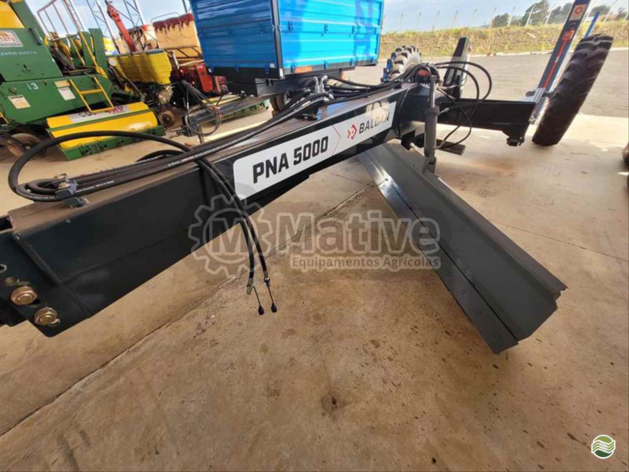 IMPLEMENTOS AGRICOLAS PLAINA NIVELADORA PLAINA DE ARRASTO Mative Equipamentos Agrícolas  MARTINOPOLIS SÃO PAULO SP