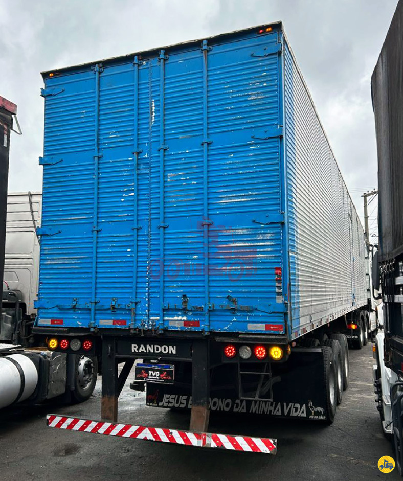 CARRETA SEMI-REBOQUE BAU FURGÃO TVG Caminhões GUARULHOS SÃO PAULO SP