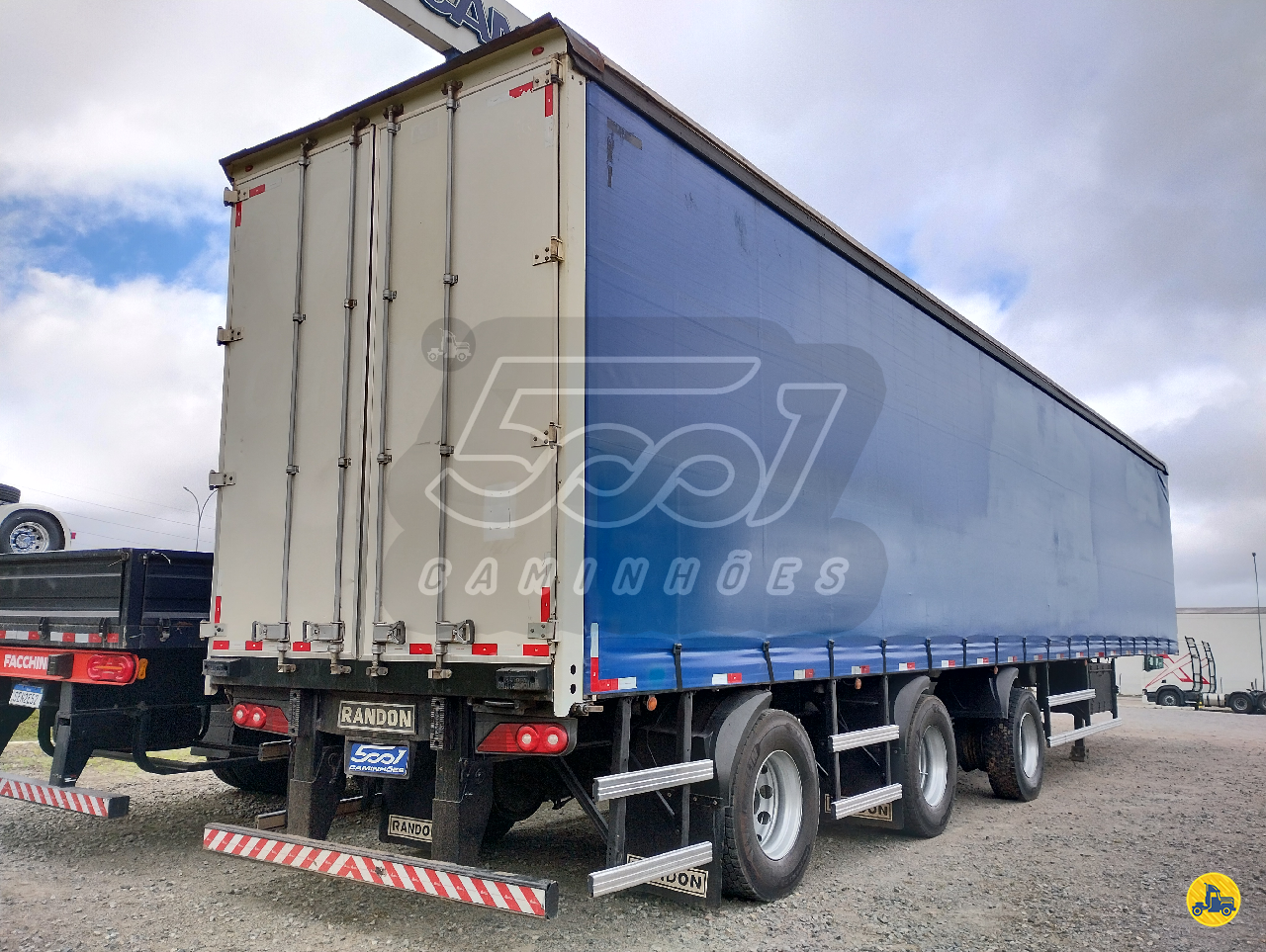 CARRETA SEMI-REBOQUE BAU SIDER Reta 5001 Caminhões - São José dos Pinhais SAO JOSE DOS PINHAIS PARANÁ PR