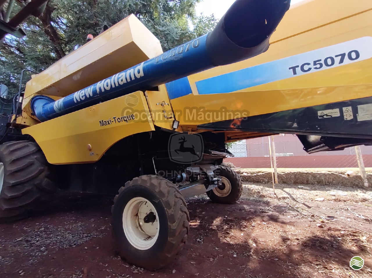 COLHEITADEIRA NEW HOLLAND TC 5070 Cocamar Máquinas - John Deere - Matriz MARINGA PARANÁ PR