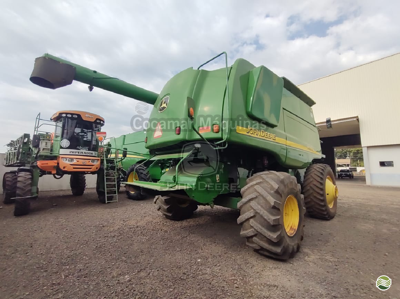 COLHEITADEIRA JOHN DEERE JOHN DEERE 9650 STS Cocamar Máquinas - John Deere - Matriz MARINGA PARANÁ PR