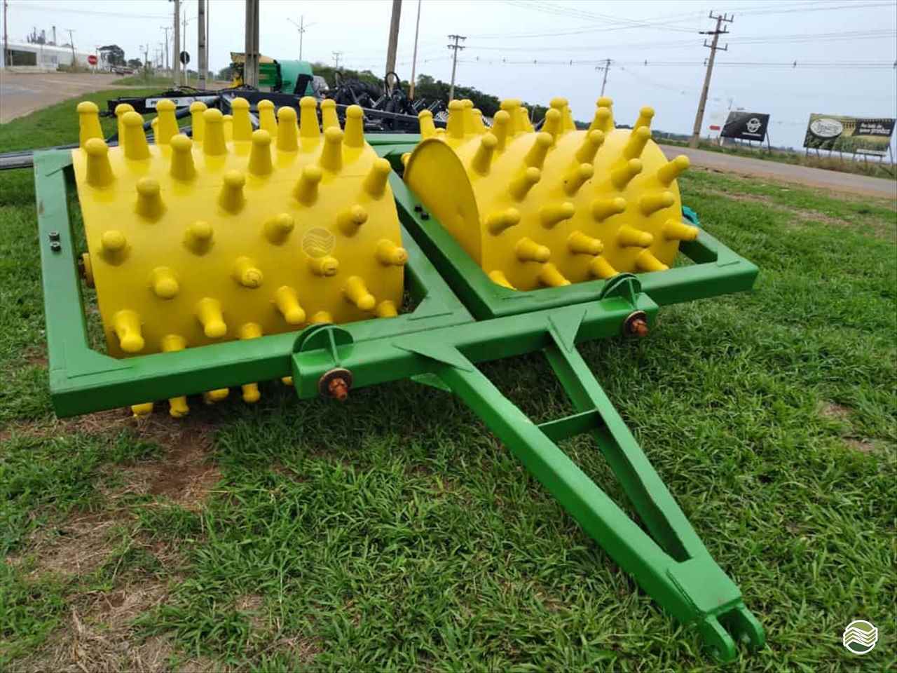 IMPLEMENTOS AGRICOLAS ROLO COMPACTADOR ROLO DENTADO Primavera Máquinas Usadas PRIMAVERA DO LESTE MATO GROSSO MT